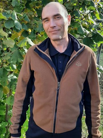 Zoltán, 47 éves csécsei társkereső férfi profil fotója
