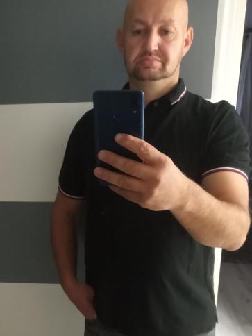 Zsolt, 47 éves kanadai társkereső férfi profil fotója