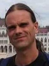 Sziasztok! Szabolcs vagyok. Komoly nyékládházai párkereső nők jelentkezését várom.