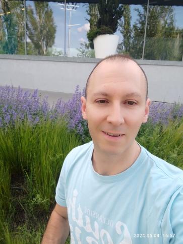 Tamás