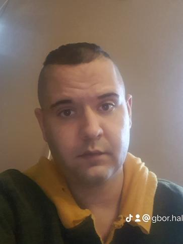 Gábor, 28 éves miszlai társkereső férfi profil fotója