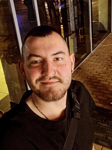 Zoli, 28 éves fóti társkereső férfi profil fotója