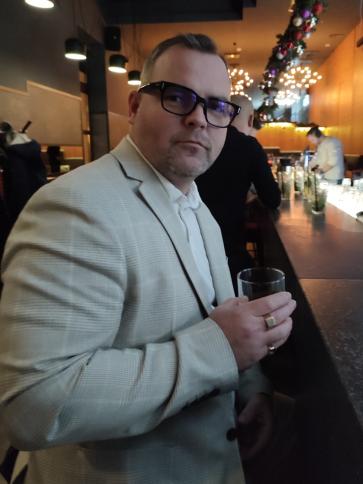 András, 40 éves győri társkereső férfi profil fotója