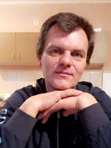 Béla, 46 éves dabasi társkereső férfi profil fotója