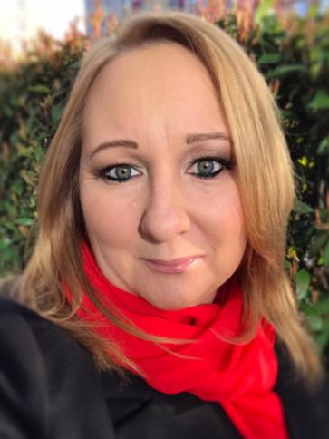 Erika, 49 éves Budapest XVIII. kerületi társkereső nő profil fotója