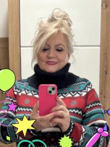 Anna, 62 éves miskolci társkereső nő profil fotója