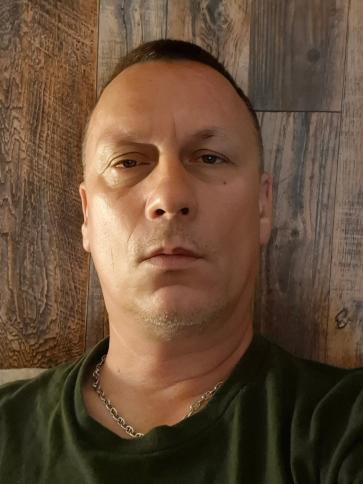 János, 51 éves Budapest XIII. kerületi társkereső férfi profil fotója