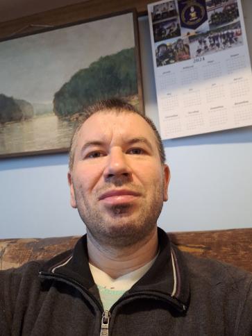 Árpi, 40 éves szerbiai társkereső férfi profil fotója