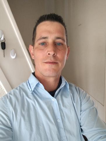 Tamás, 37 éves miskolci társkereső férfi profil fotója