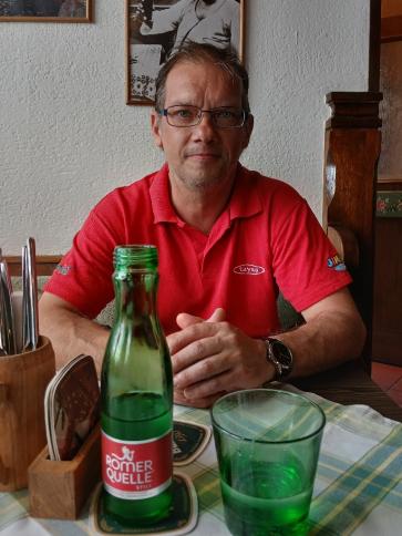 Tibor, 50 éves szombathelyi társkereső férfi profil fotója Tibor, 50 éves szombathelyi társkereső férfi profil fotója