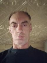 Sziasztok! Gyula vagyok. Komoly epöli párkereső nők jelentkezését várom.