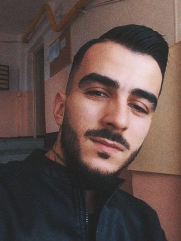 Zoltán, 23 éves hollandiai társkereső férfi profil fotója