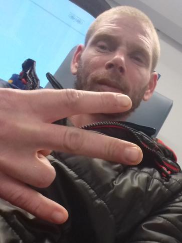 László, 37 éves Budapest XXIII. kerületi társkereső férfi profil fotója