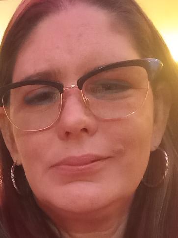 Szilvia, 47 éves szerbiai társkereső nő profil fotója