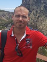 Sziasztok! Péter vagyok. Diplomás Budapest XIII. kerületi társkereső nőket keresek ismerkedési célból. Sziasztok! Péter vagyok. Diplomás Budapest XIII. kerületi társkereső nőket keresek ismerkedési célból.