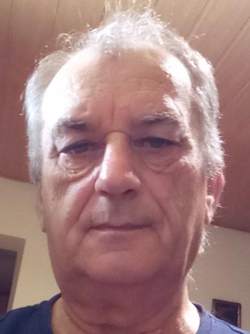 Viliam, 67 éves szlovákiai társkereső férfi profil fotója