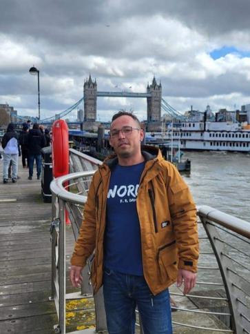 Adam, 37 éves monori társkereső férfi profil fotója