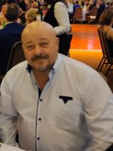 Sziasztok! Béla vagyok. Online várpalotai randizni vágyó nők kattinsatok a kedvenc gombra.