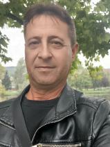 Sziasztok! László vagyok. Komoly ózdi párkereső nők jelentkezését várom.