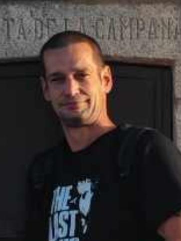 Csabi, 41 éves szolnoki társkereső férfi profil fotója