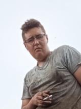 Sziasztok! Patrik vagyok. Komoly jászboldogházai párkereső nők jelentkezését várom.