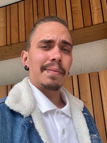 Olivér, 29 éves ausztriai társkereső férfi profil fotója