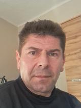 Sziasztok! Adorján vagyok. Ingyenesen megismerhető egri nőkkel randiznék.