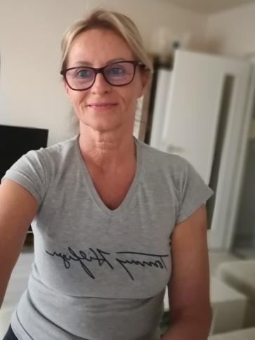 Valéria, 59 éves szegedi társkereső nő profil fotója
