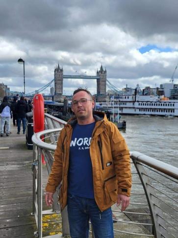 Adam, 37 éves monori társkereső férfi profil fotója