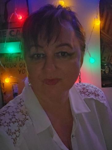 Gabi, 61 éves miskolci társkereső nő profil fotója