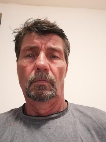 András, 63 éves gyöngyösi társkereső férfi profil fotója