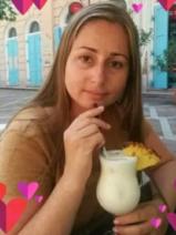 Sziasztok! Lotti vagyok. Online Budapest XXII. kerületi randizni vágyó férfiak jelöljetek kedvencnek.