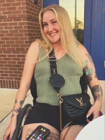 Barbara, 30 éves Budapest X. kerületi társkereső nő profil fotója