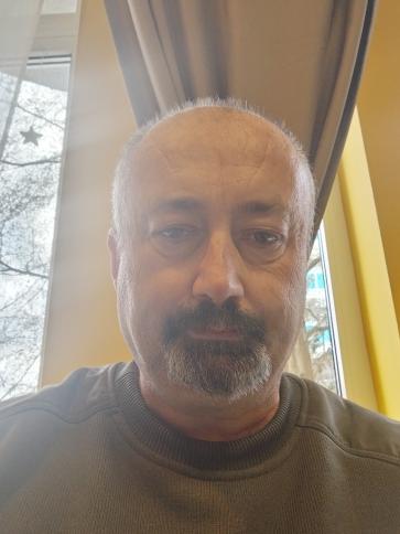 László, 55 éves hévízi társkereső férfi profil fotója