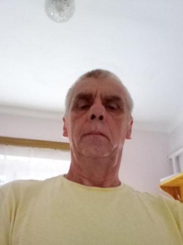 Sándor, 62 éves csanádapácai társkereső férfi profil fotója