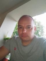 Sziasztok! Norbert vagyok. Komoly sárospataki párkereső nők jelentkezését várom.
