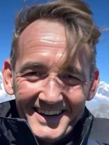 János, 53 éves dunavarsányi társkereső férfi profil fotója