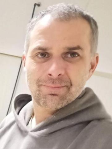 Péter, 45 éves érdi társkereső férfi profil fotója