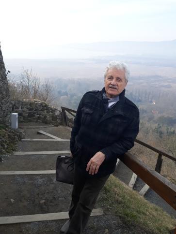 Csaba, 81 éves budakeszi társkereső férfi profil fotója