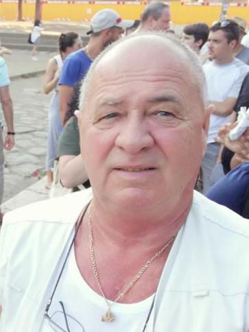 István, 72 éves ráckevei társkereső férfi profil fotója