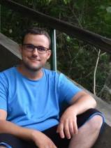 Sziasztok! Tibor vagyok. Komoly fehérgyarmati párkereső nők jelentkezését várom.