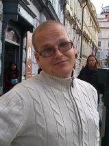 Sziasztok! Attila vagyok. Komoly pomázi párkereső nők jelentkezését várom.