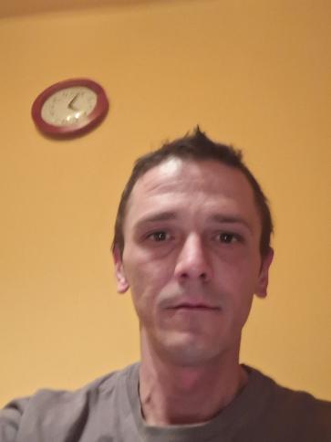 Feri, 36 éves mezőtúri társkereső férfi profil fotója