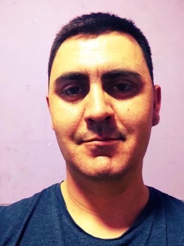 Attila, 32 éves algyői társkereső férfi profil fotója
