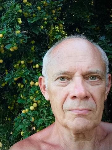 Levente, 68 éves almáskamarási társkereső férfi profil fotója