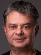 Sziasztok! Flórián vagyok. Komoly péceli párkereső nők jelentkezését várom.