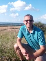 Sziasztok! Gábor vagyok. Komoly hartai párkereső nők jelentkezését várom.