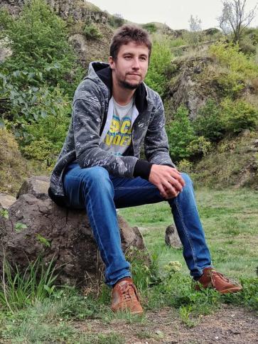 József, 29 éves répcelaki társkereső férfi profil fotója