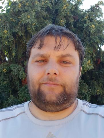 József, 49 éves sárvári társkereső férfi profil fotója