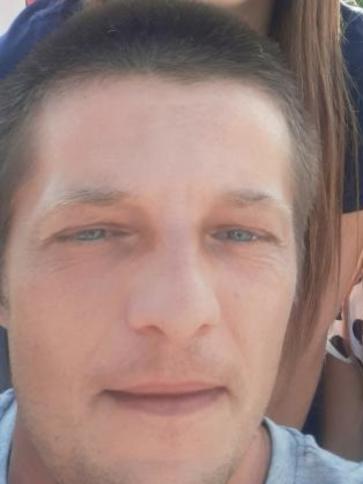 Vince, 38 éves harkányi társkereső férfi profil fotója